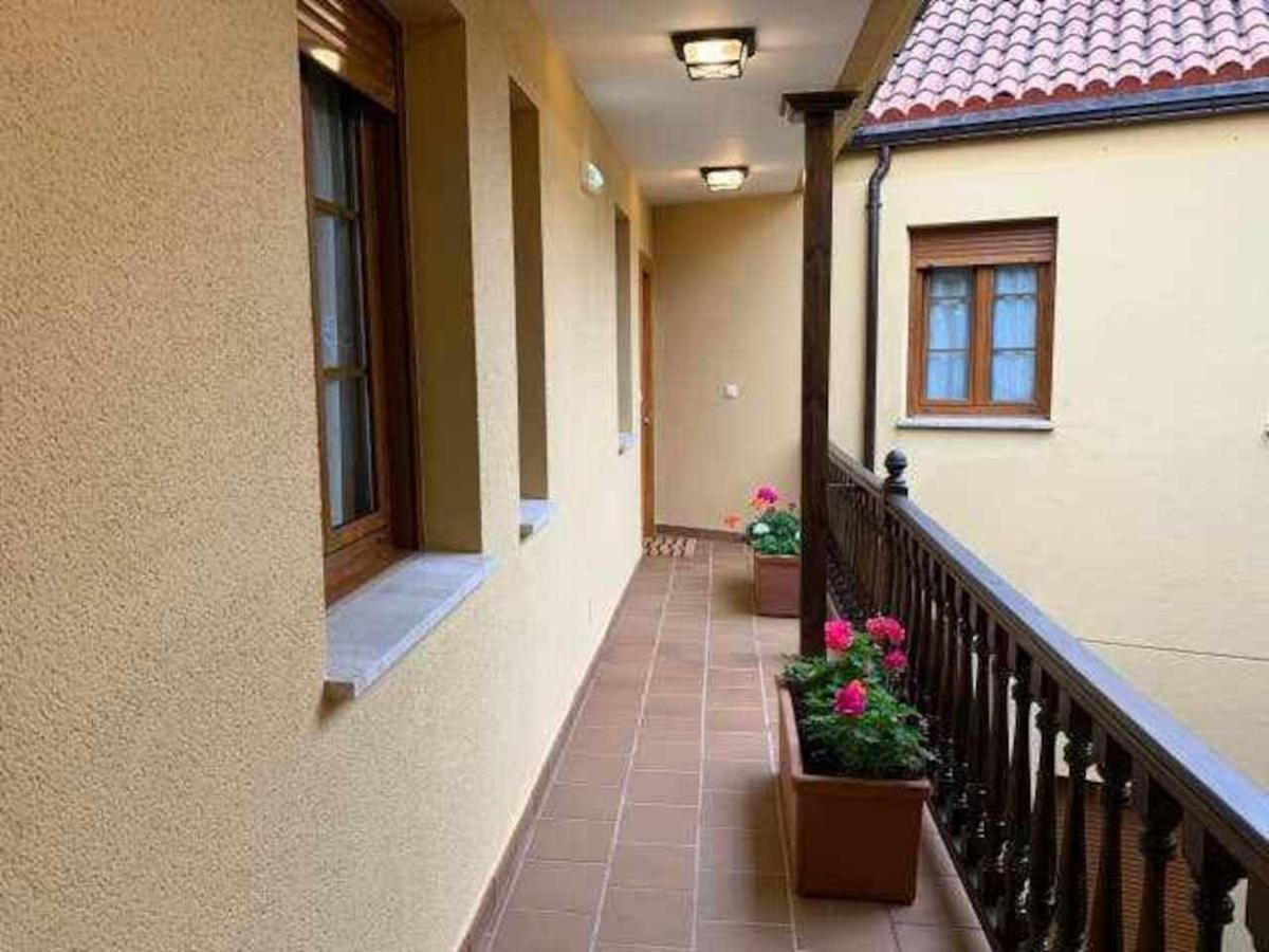 Cumbres De Los Picos Apartamento Los Abedules Poo (Cabrales) Exterior foto